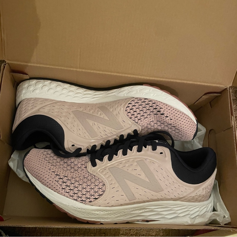New Balance Pink and Black Sneakers Size 10, worn once